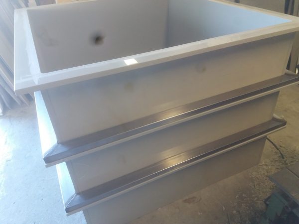 EQUIPMENT AND TUBES IN POLYPROPYLENE