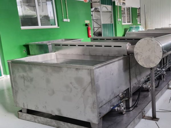 AUTOMATIC AND MANUAL LINES FOR OXIDATION AND DEGREASING